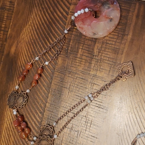 Carved carnelian copper necklace and with matching bracelet - Picture 4 of 7